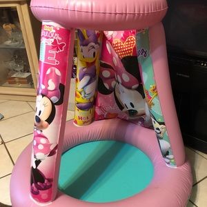 Minnie Mouse kids ball pit with balls